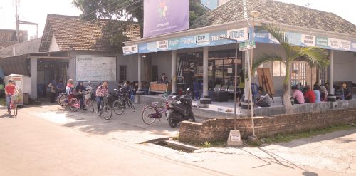 access-es kampung inggris pare kediri